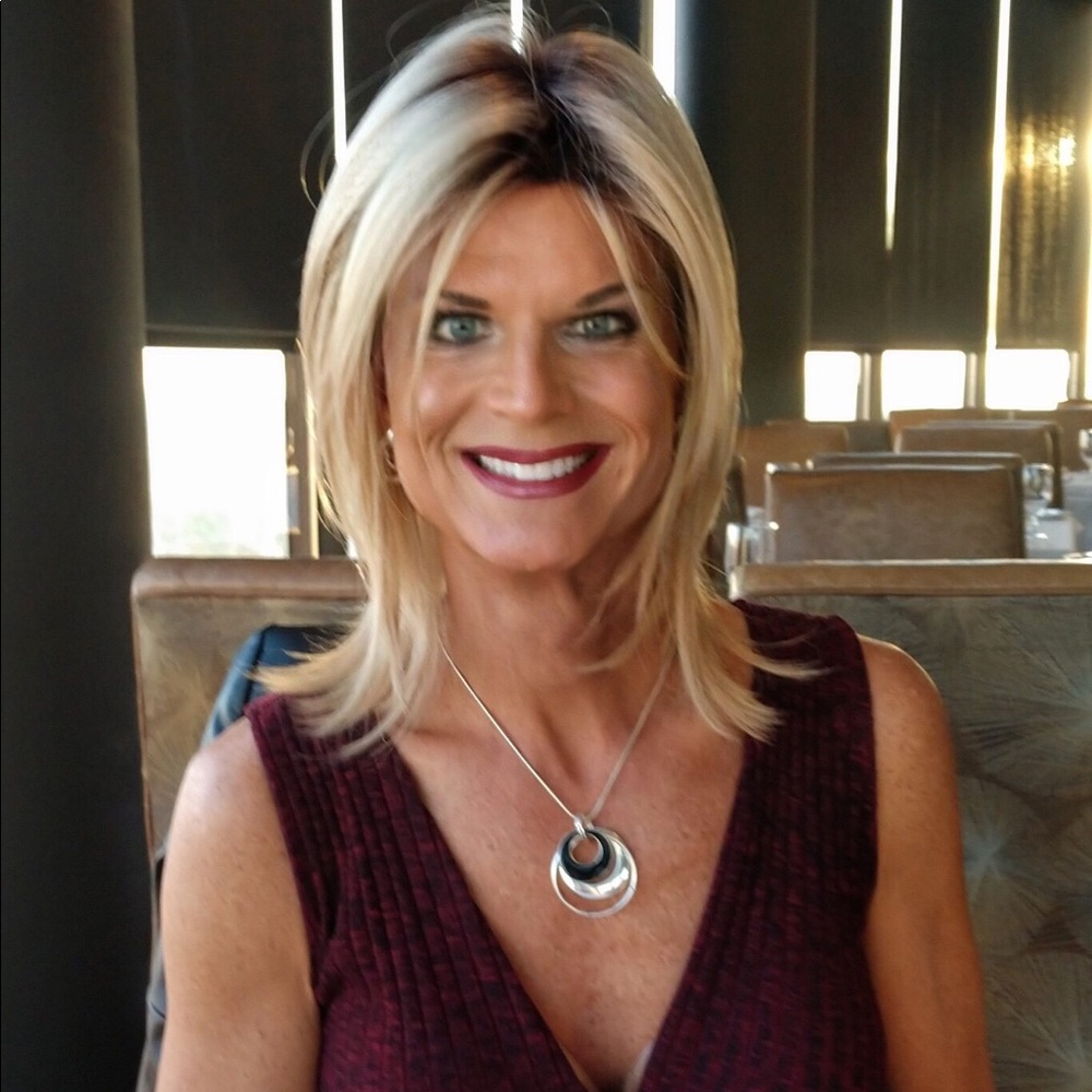 Meet your Posher, Kimber